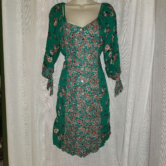 Fig and Flower Green Gold Bishop Sleeve Sundress - Picture 1 of 6